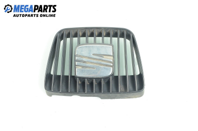 Решетка за Seat Ibiza II Hatchback (Facelift) (08.1999 - 02.2002), хечбек, позиция: предна