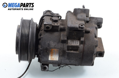 Компресор климатик за Volkswagen Passat III Sedan B5 (08.1996 - 12.2001) 2.3 VR5, 150 к.с., № 8D0 260 808
