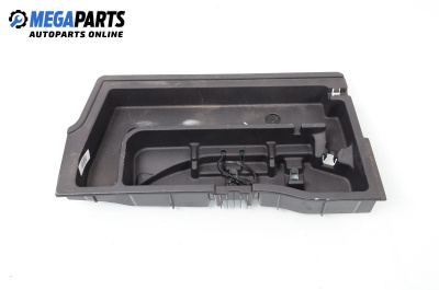 Интериорна пластмаса багажник за Toyota Corolla E12 Hatchback (11.2001 - 02.2007), хечбек