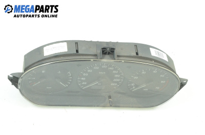 Километраж за Renault Megane I Coach (03.1996 - 08.2003) 1.6 e (DA0F), 90 к.с., № 7700847782