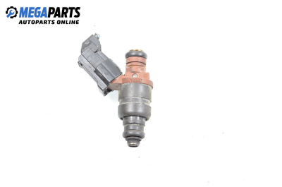 Дюза бензин за Skoda Fabia I Combi (04.2000 - 12.2007) 1.4, 68 к.с., № 047906031C