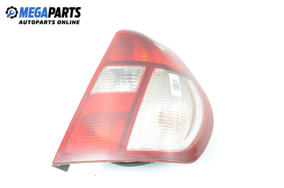 Стоп за Renault Symbol Sedan (02.1998 - 04.2008), седан, позиция: дясна