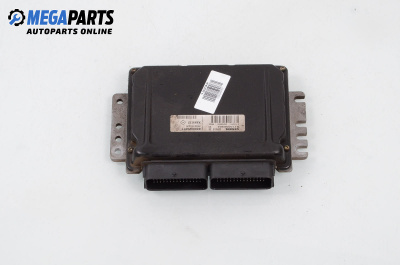 Компютър двигател за Renault Clio II Hatchback (09.1998 - 09.2005) 1.4 (B/CB0C), 75 к.с., № 8200024377