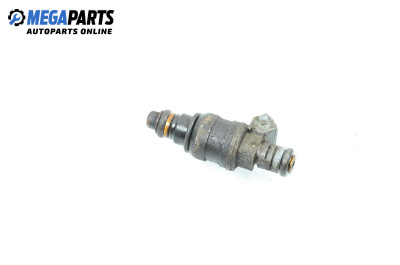 Дюза бензин за Audi 80 Sedan B4 (09.1991 - 12.1994) 2.0 E, 115 к.с.