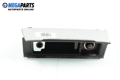 Пепелник за Volkswagen Passat V Variant B6 (08.2005 - 11.2011)