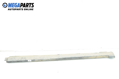 Праг за Volkswagen Passat V Variant B6 (08.2005 - 11.2011), 4+1 вр., комби, позиция: лява