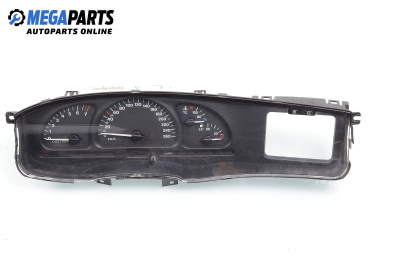 Километраж за Opel Vectra B Hatchback (10.1995 - 07.2003) 2.0 i 16V, 136 к.с.