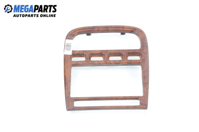 Централна конзола за Kia Clarus Estate (05.1998 - 11.2001)