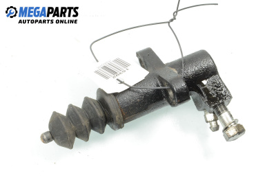 Долна помпа за съединител за Volvo V40 Estate (07.1995 - 06.2004)