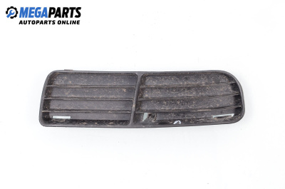 Решетка в броня за Volkswagen Polo Hatchback II (10.1994 - 10.1999), хечбек, позиция: предна