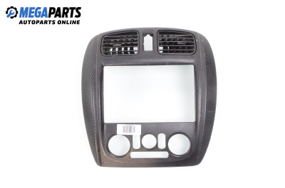 Централна конзола за Mazda 323 F VI Hatchback (09.1998 - 05.2004)