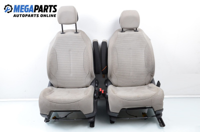 Комплект салон за Citroen C4 Grand Picasso I (10.2006 - 12.2013), 4+1 вр.