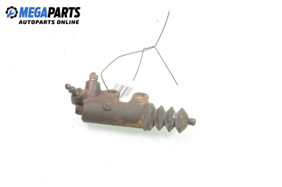 Долна помпа за съединител за Toyota Avensis II Station Wagon (04.2003 - 11.2008)