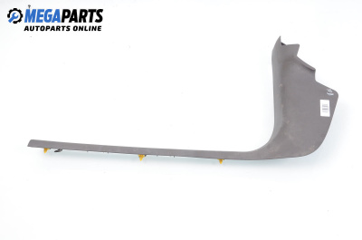 Интериорна пластмаса за Ford Focus II Estate (07.2004 - 09.2012), 4+1 вр., комби, позиция: предна