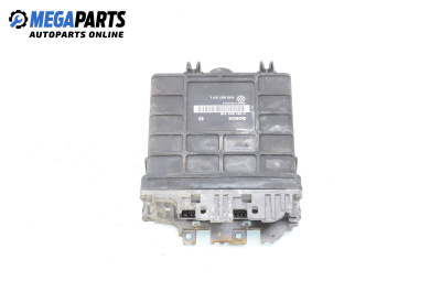 Компютър двигател за Volkswagen Golf III Hatchback (08.1991 - 07.1998) 1.8, 90 к.с., № 0 261 203 318