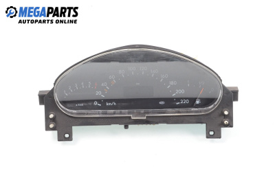 Километраж за Mercedes-Benz A-Class Hatchback  W168 (07.1997 - 08.2004) A 140 (168.031, 168.131), 82 к.с., № 168 540 4011