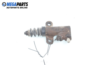Долна помпа за съединител за Mazda 323 F VI Hatchback (09.1998 - 05.2004)