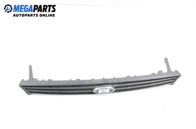 Решетка за Ford Focus I Estate (02.1999 - 12.2007), комби, позиция: предна