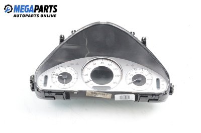 Километраж за Mercedes-Benz E-Class Sedan (W211) (03.2002 - 03.2009) E 350 4-matic (211.087), 272 к.с., № A 211 540 59 48