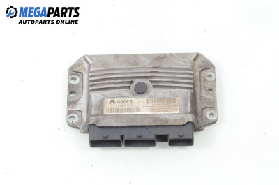 Компютър двигател за Renault Megane II Hatchback (07.2001 - 10.2012) 2.0 16V (BM0U, CM0U), 135 к.с., № 8200298457