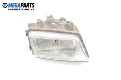 Фар за Audi A4 Sedan B5 (11.1994 - 09.2001), седан, позиция: дясна