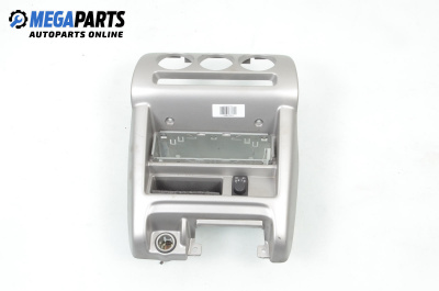 Централна конзола за Nissan Micra II Hatchback (01.1992 - 02.2003)