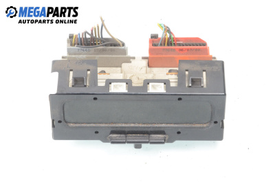 Часовник за Renault Scenic I Minivan (09.1999 - 07.2010), № P8200028364 A