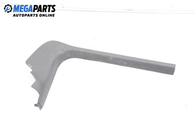 Интериорна пластмаса за Ford Focus II Hatchback (07.2004 - 09.2012), 4+1 вр., хечбек, позиция: предна