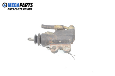 Долна помпа за съединител за Nissan Almera II Hatchback (01.2000 - 12.2006)