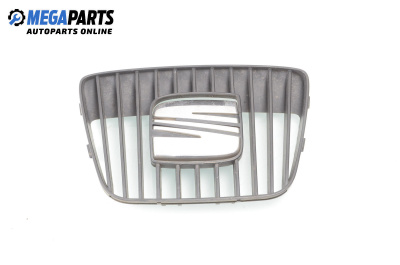 Решетка за Seat Cordoba Sedan II (06.1999 - 10.2002), седан, позиция: предна