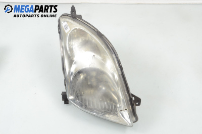 Фар за Suzuki Swift III Hatchback (02.2005 - 10.2010), хечбек, позиция: дясна