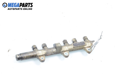 Горивна рейка за Fiat Stilo Hatchback (10.2001 - 11.2010) 1.9 JTD (192_XE1A), 115 к.с., № Bosch 0 445 214 016