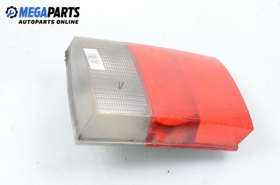 Вътрешен стоп за Audi 80 Sedan B4 (09.1991 - 12.1994), седан, позиция: лява