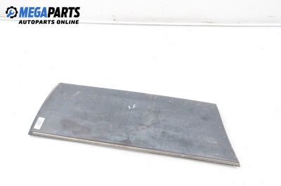 Външни лайсни за Mercedes-Benz 124 Sedan (12.1984 - 06.1993), седан, позиция: дясна