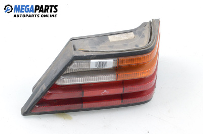 Стоп за Mercedes-Benz 124 Sedan (12.1984 - 06.1993), седан, позиция: дясна