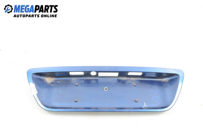 Стойка заден номер за Mercedes-Benz C-Class Sedan (W203) (05.2000 - 08.2007), седан