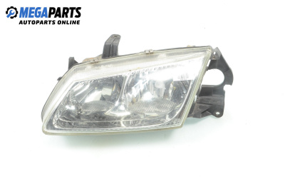 Фар за Nissan Almera II Hatchback (01.2000 - 12.2006), хечбек, позиция: лява
