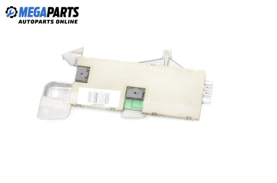 Усилвател антена за Mercedes-Benz E-Class Estate (S211) (03.2003 - 07.2009), № A 211 820 29 89