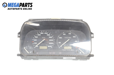 Километраж за Volkswagen Golf III Hatchback (08.1991 - 07.1998) 1.4, 60 к.с., № 53923247