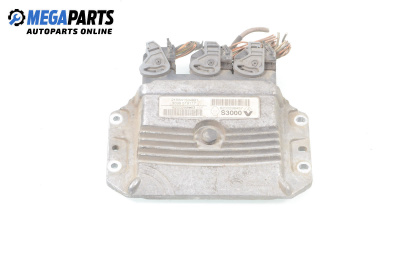 Компютър двигател за Renault Megane II Hatchback (07.2001 - 10.2012) 1.4 16V (BM0B, CM0B), 98 к.с., № 8200298463