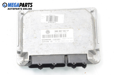 Компютър двигател за Volkswagen Passat III Variant B5 (05.1997 - 12.2001) 1.6, 101 к.с., № 3B0 907 557 P