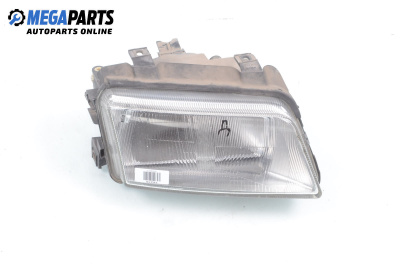 Фар за Audi A4 Sedan B5 (11.1994 - 09.2001), седан, позиция: дясна