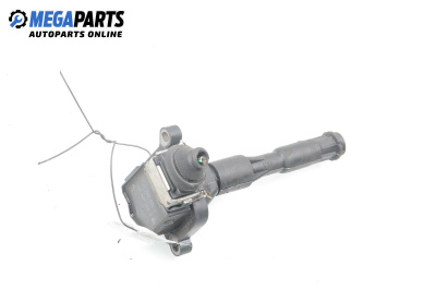 Запалителна бобина за BMW 5 Series E39 Sedan (11.1995 - 06.2003) 520 i, 150 к.с., № 0 221 504 004