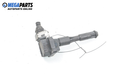 Запалителна бобина за BMW 5 Series E39 Sedan (11.1995 - 06.2003) 520 i, 150 к.с., № 0 221 504 004