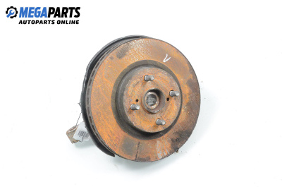 Шенкел главина за Toyota Corolla E12 Hatchback (11.2001 - 02.2007), позиция: предна, лява