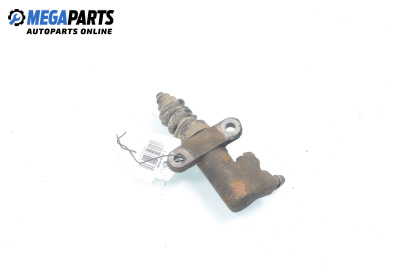 Долна помпа за съединител за Mazda 323 F VI Hatchback (09.1998 - 05.2004)
