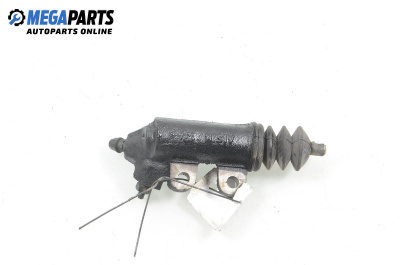 Долна помпа за съединител за Toyota Corolla E12 Hatchback (11.2001 - 02.2007)