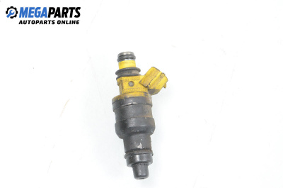 Дюза бензин за Toyota Avensis I Liftback (09.1997 - 02.2003) 1.6 (AT220), 101 к.с., № 23250-02020