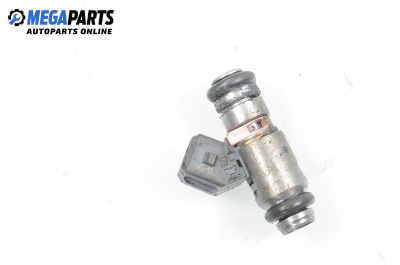 Дюза бензин за Renault Clio II Hatchback (09.1998 - 09.2005) 1.2 16V (BB05, BB0W, BB11, BB27, BB2T, BB2U, BB2V, CB05...), 75 к.с.