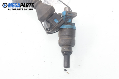 Дюза бензин за Volkswagen Passat III Variant B5 (05.1997 - 12.2001) 1.8, 125 к.с., № 058133551F